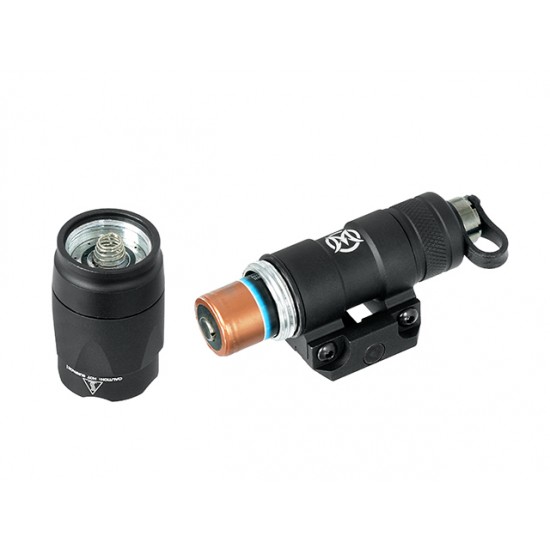 Tactical Flashlight v300 - black [WADSN]